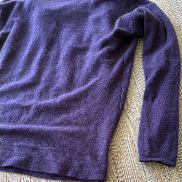 Sundance Cashmere Purple Sweater L - Picture 11 of 12